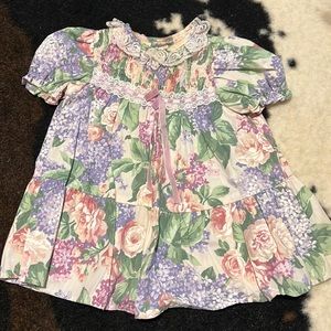 Little Precious lace flower dress size 12 months from the 90s